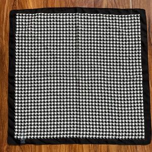 Worthington Vintage Italian Houndstooth Scarf black white sheer